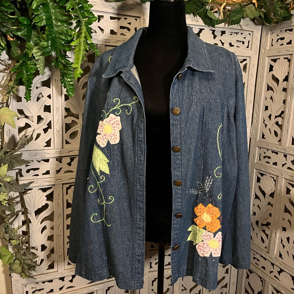 TAPESTRY PATCH VINTAGE DENIM & FLORAL EMBELLISHMENT LONG SLEEVE JEAN JACKET - Picture 11 of 12